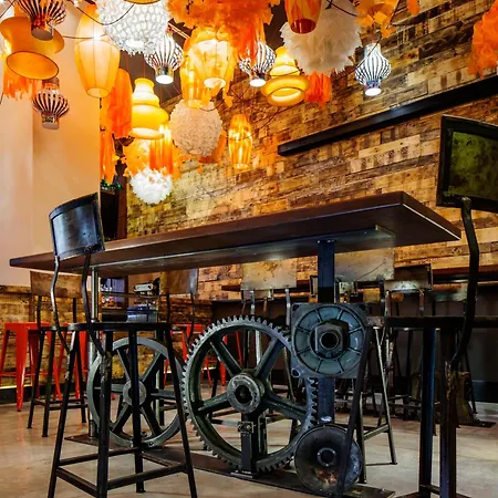 Generator Hostel Barcelona