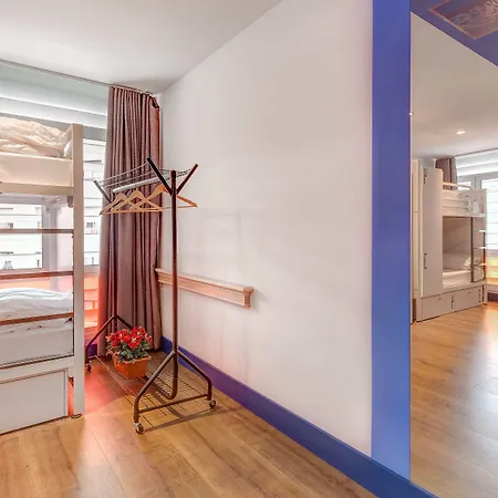 Generator Vandrarhem *