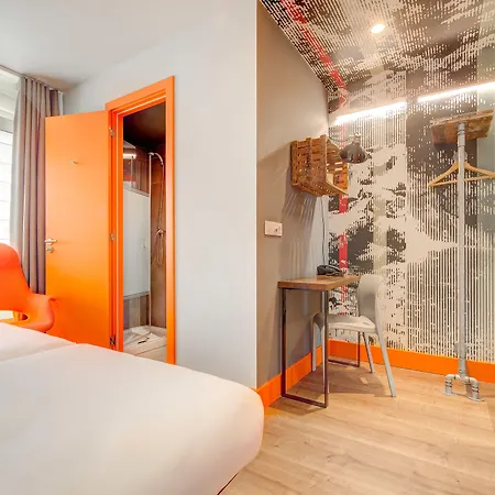 Generator Vandrarhem