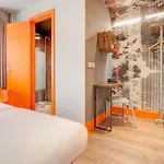 Generator Hostel *